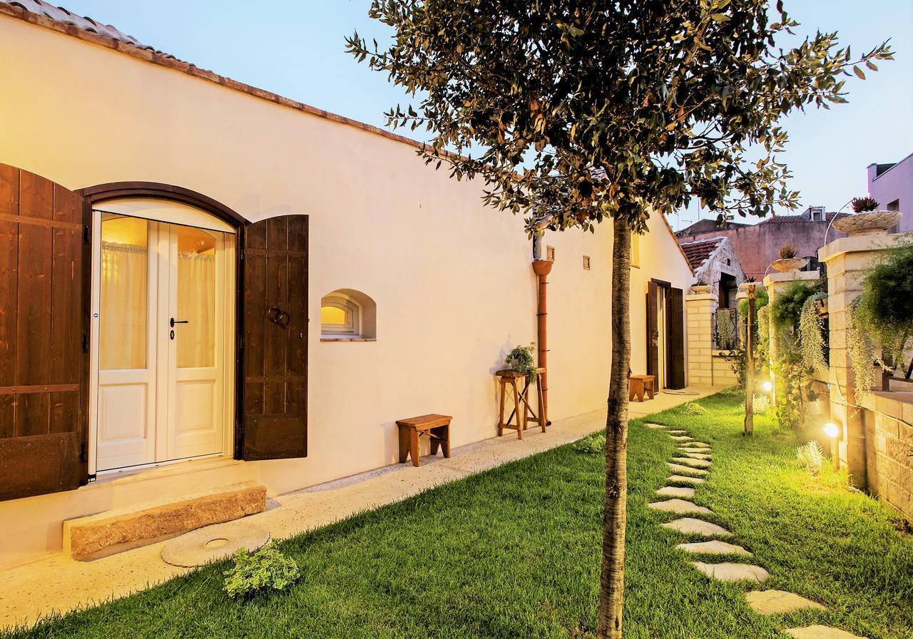 Borgo San Gaetano Bed & Breakfast Bernalda Exterior photo